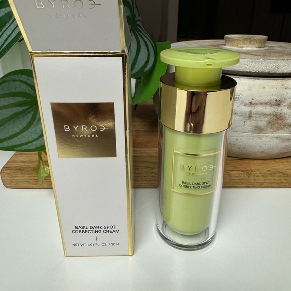 BYROE- Basil Dark Spot Correcting Cream